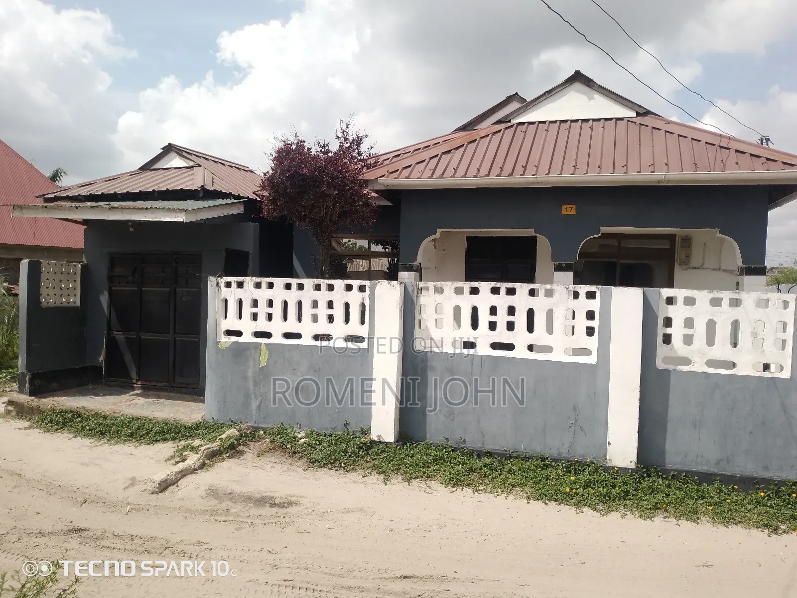 4bdrm House in Tanzania Daresalaam, Ilala for sale