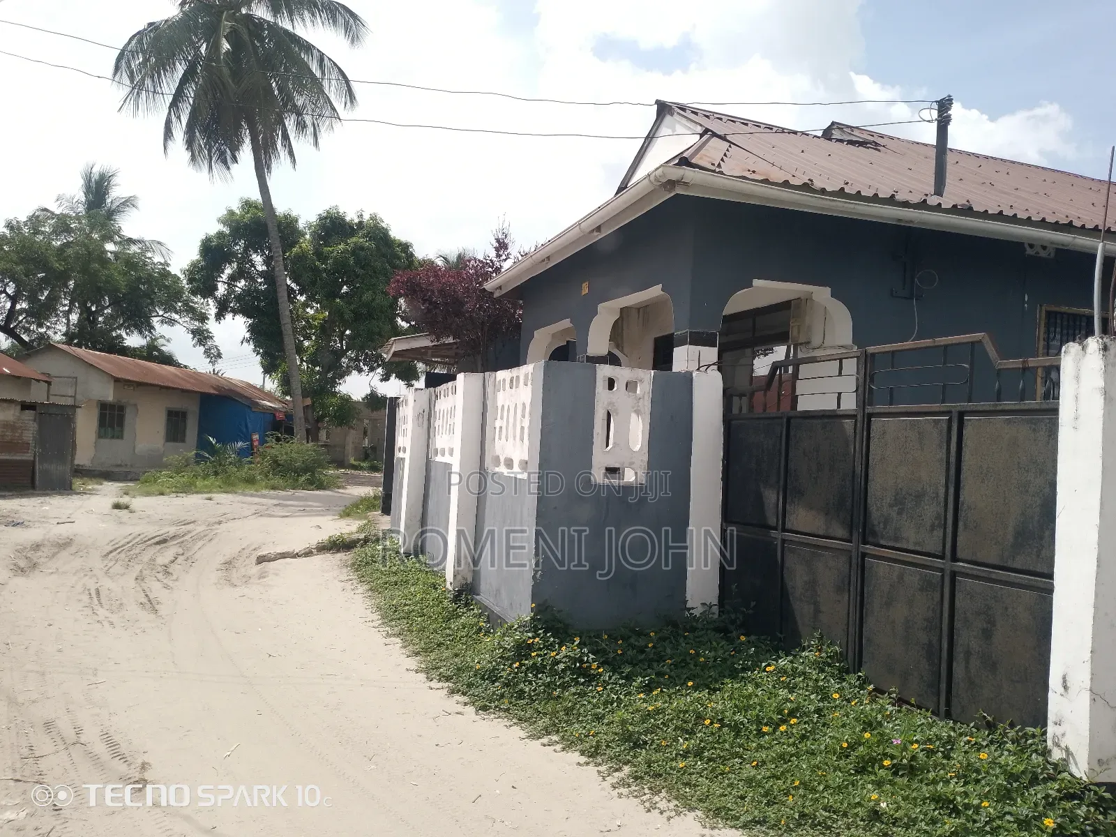 4bdrm House in Tanzania Daresalaam, Ilala for sale