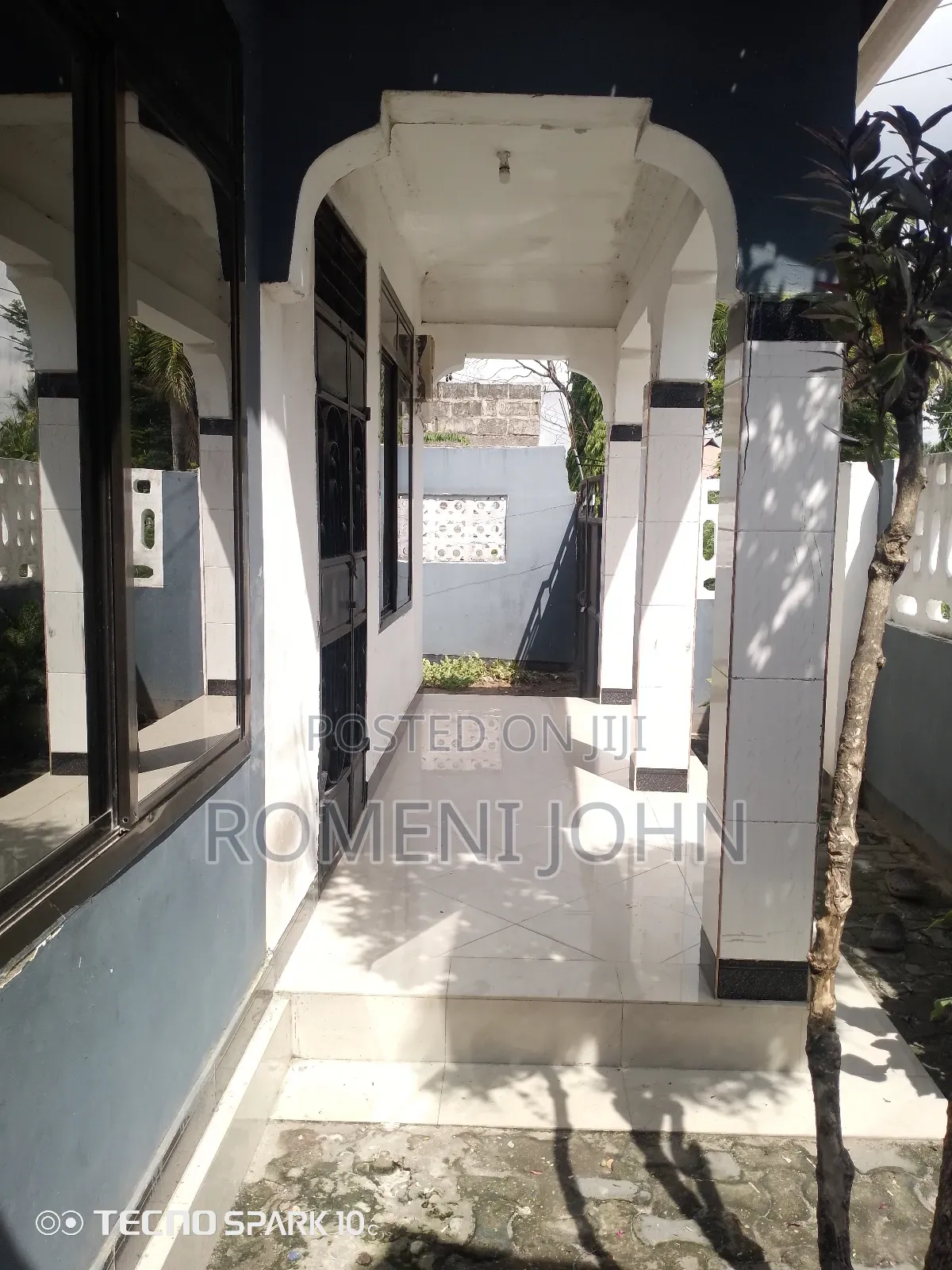 4bdrm House in Tanzania Daresalaam, Ilala for sale