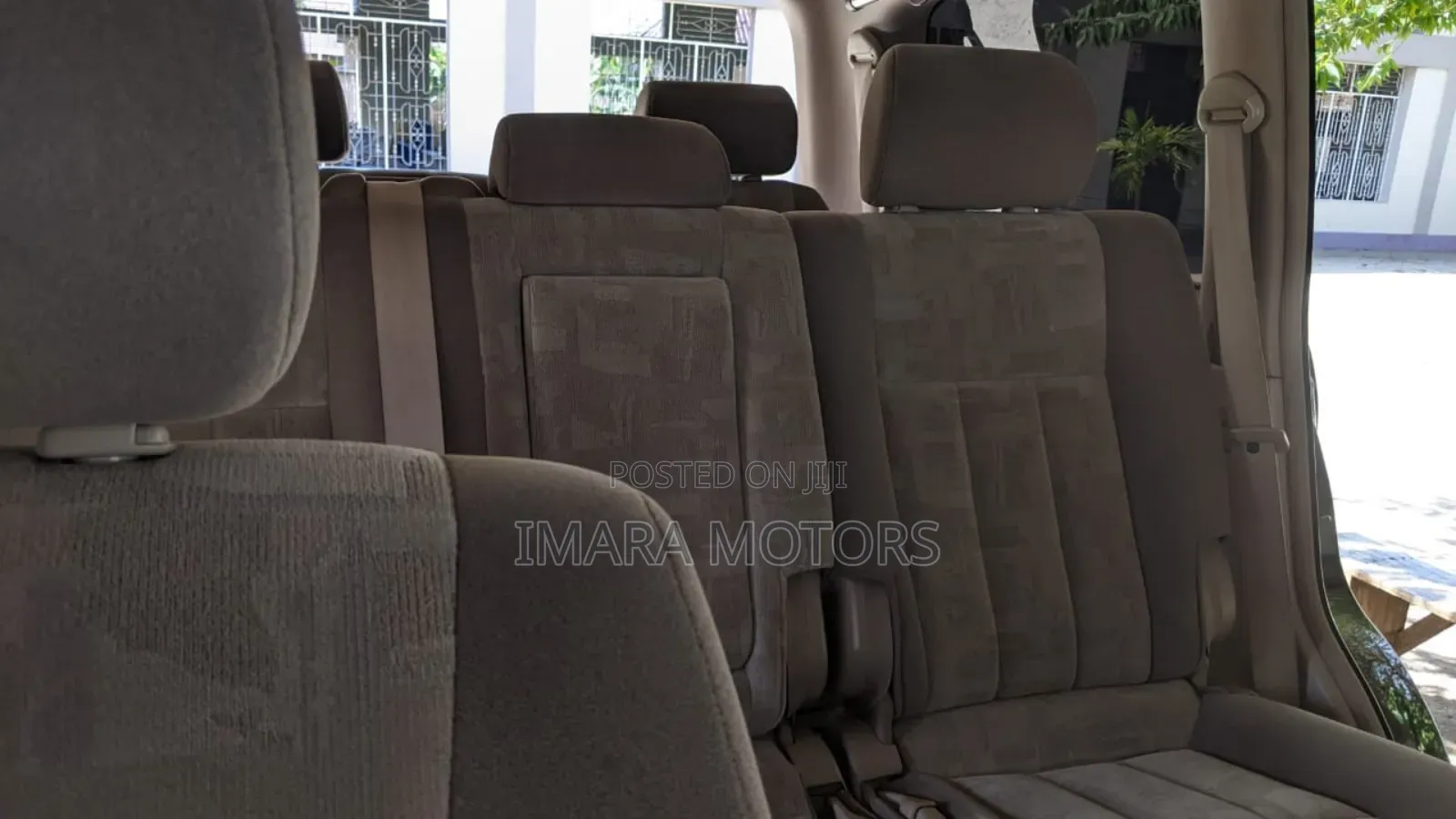 Toyota Land Cruiser 2004 Black