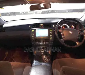 Toyota Crown 2006 White
