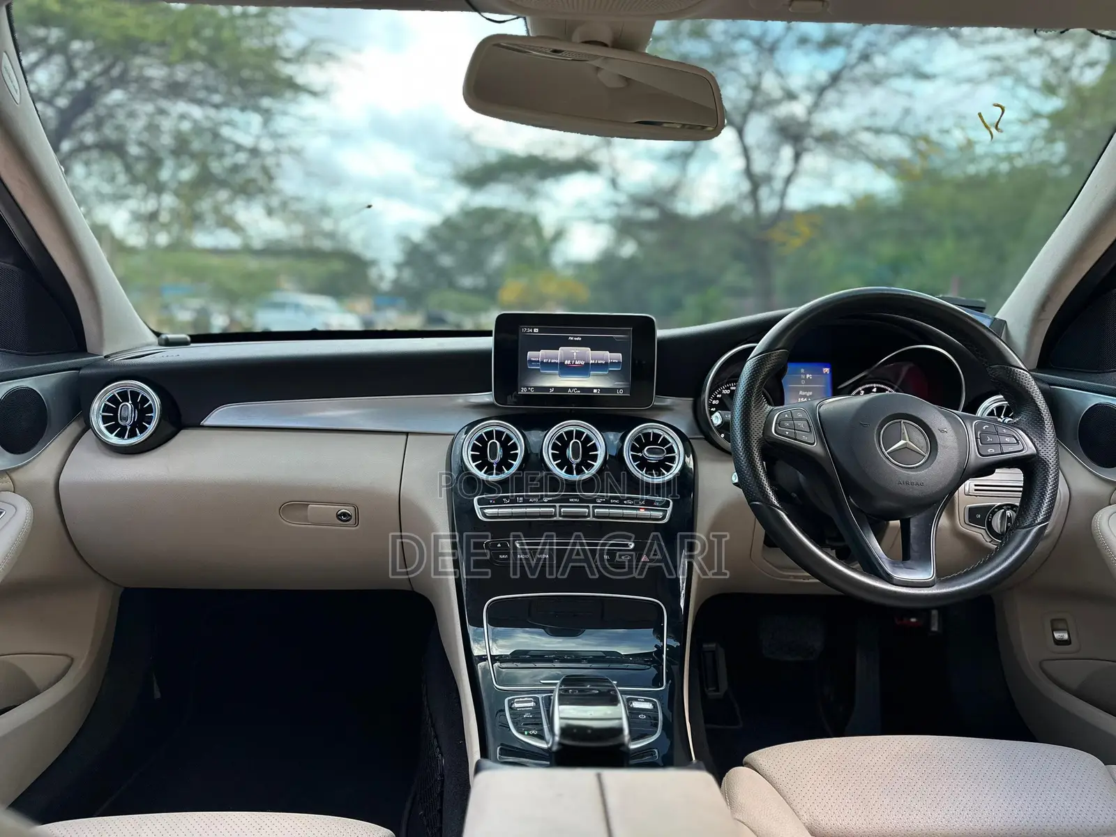 Mercedes-Benz C200 2015 Black