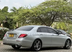Mercedes-Benz C200 2017 White