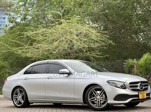 Mercedes-Benz C200 2017 White