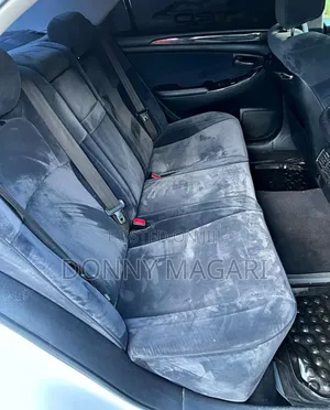 Toyota Crown 2004 White