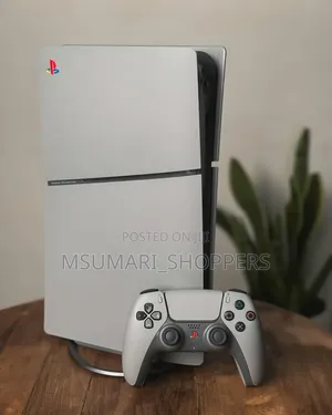 Brand New Ps 5 - Slim 1tb