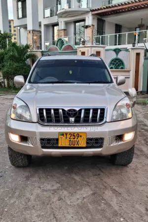 Toyota Land Cruiser Prado 2007 Gold