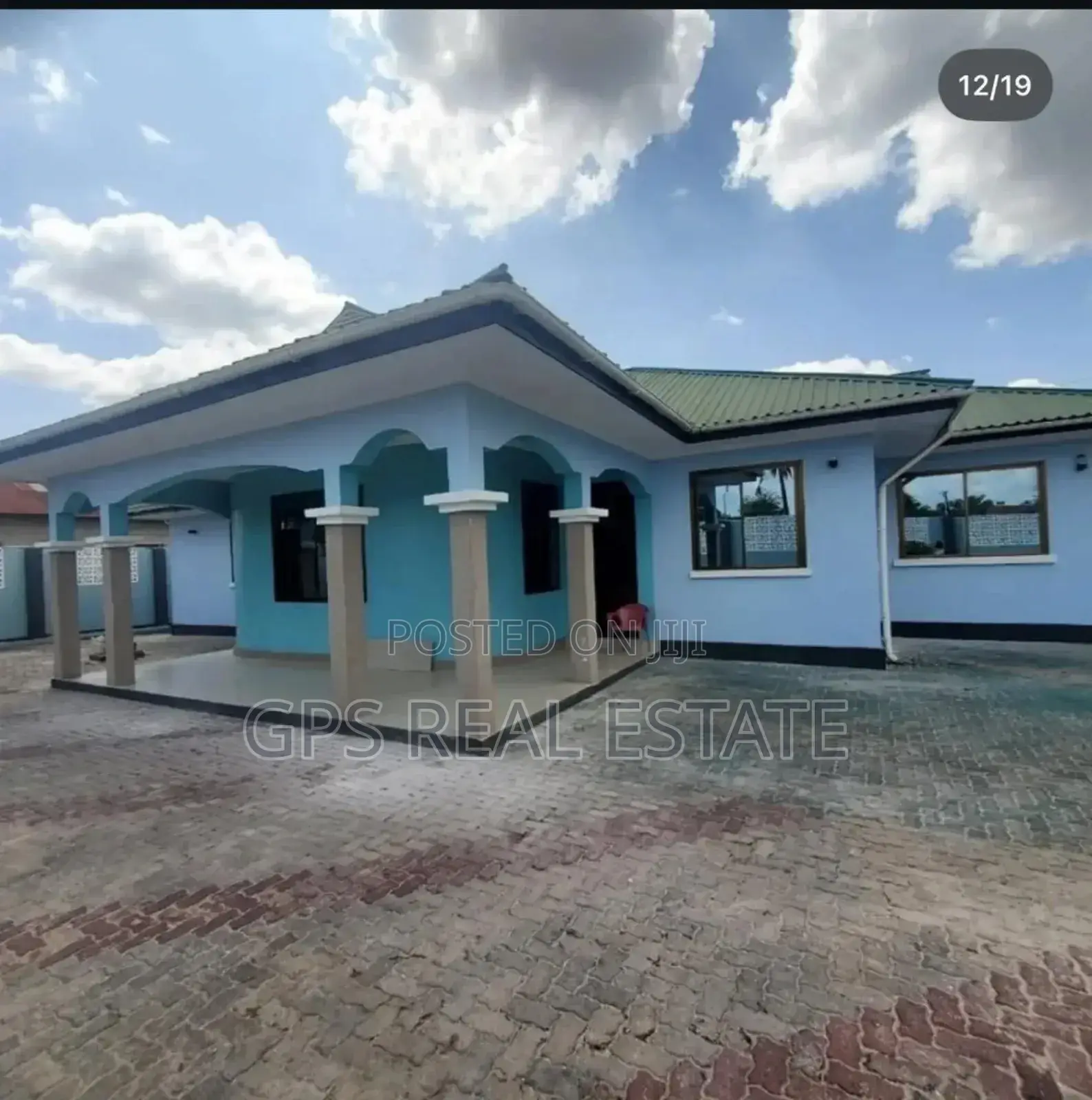 5bdrm House in Gongo La Mboto, Ilala for sale