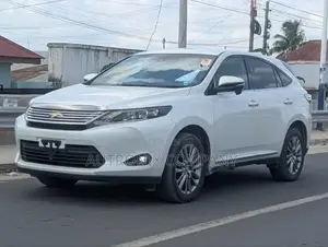 Toyota Harrier 2.5 Hybrid 4WD 2015 White
