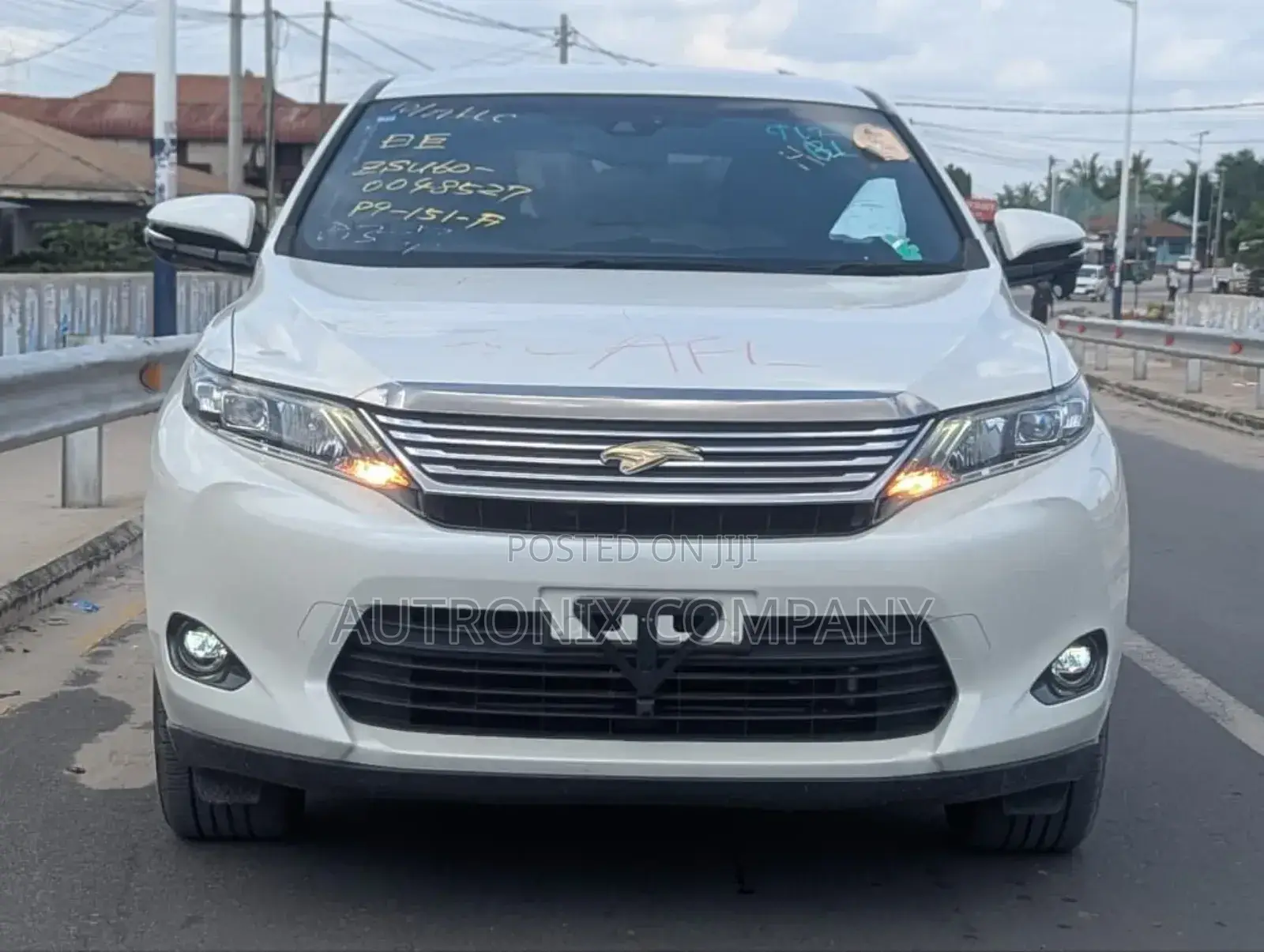Toyota Harrier 2.5 Hybrid 4WD 2015 White