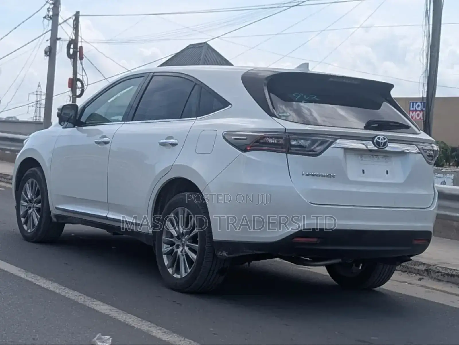 Toyota Harrier 2.5 Hybrid 4WD 2015 White