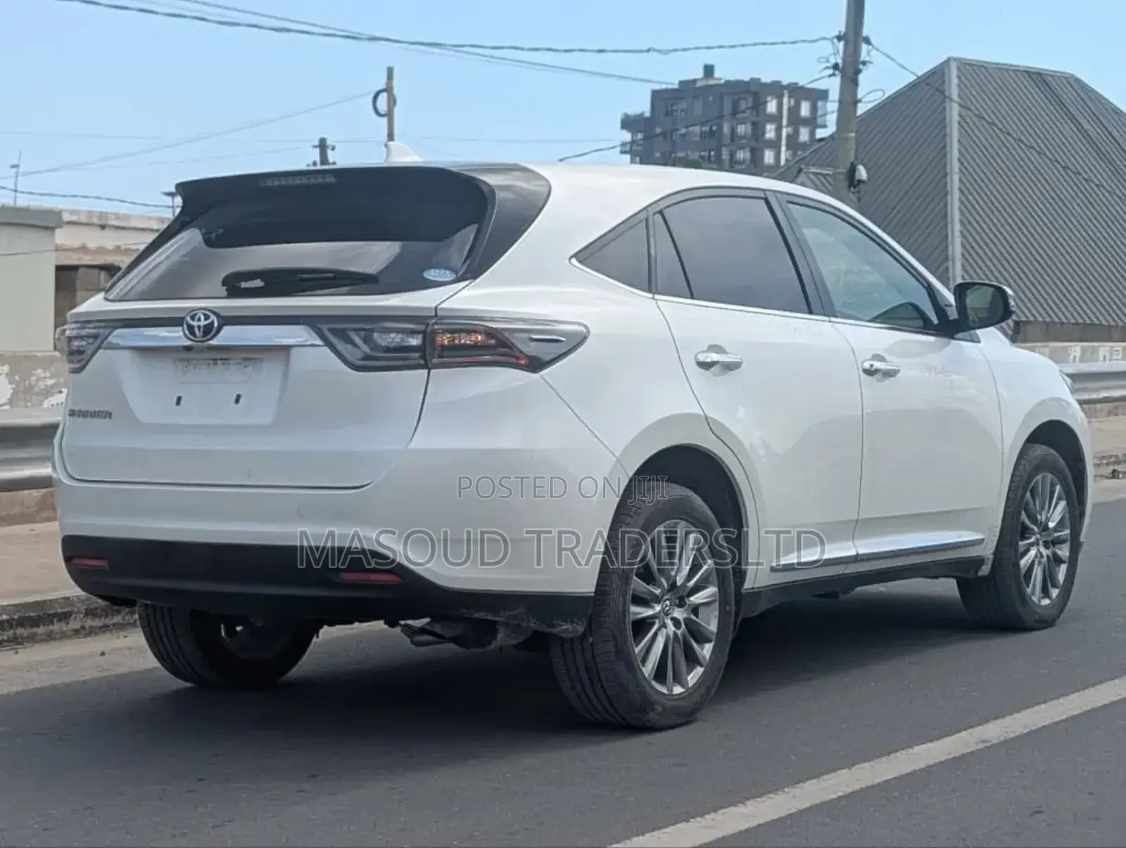 Toyota Harrier 2.5 Hybrid 4WD 2015 White