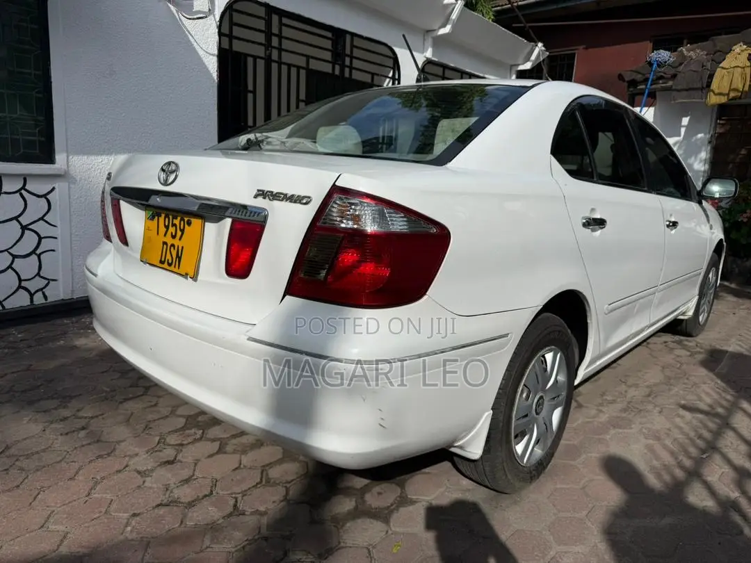Toyota Premio 2005 White
