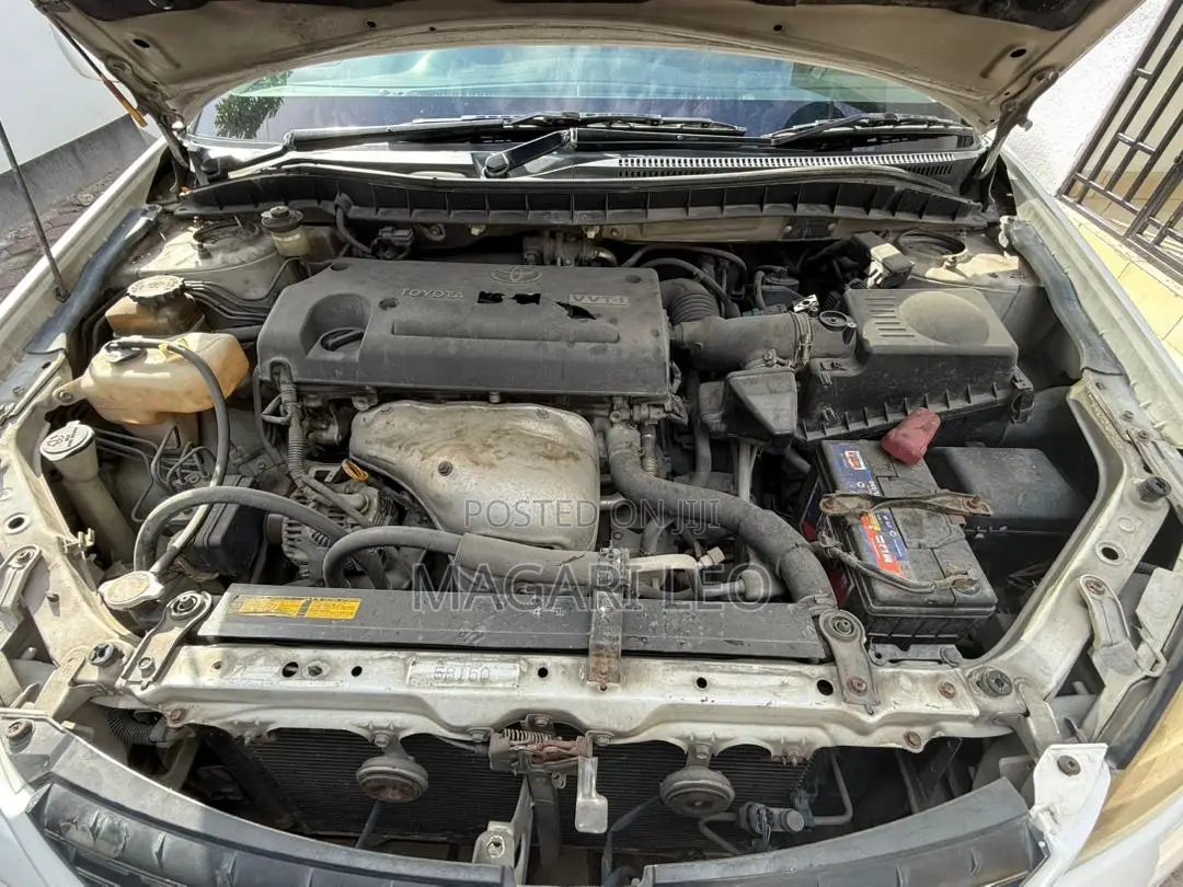 Toyota Premio 2005 White