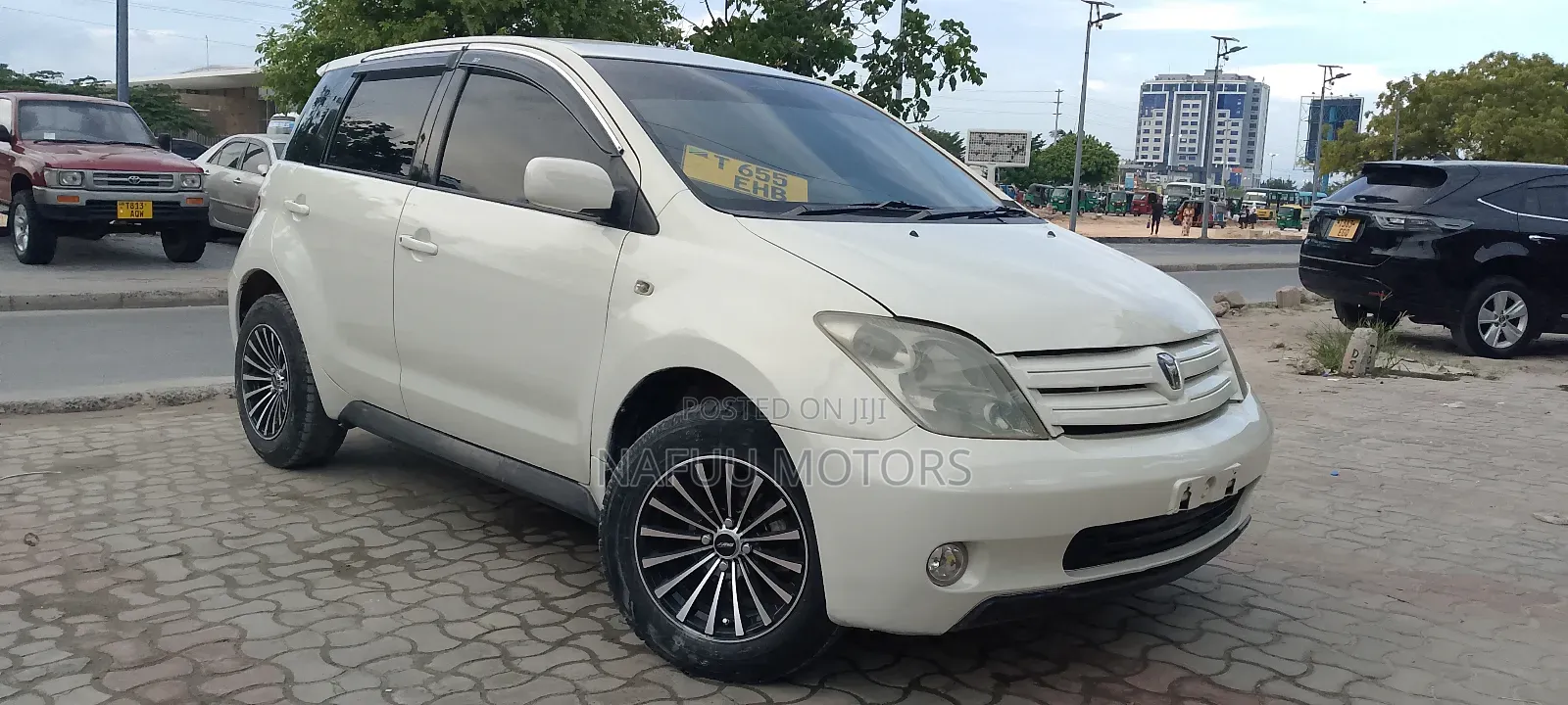Toyota IST 2004 White