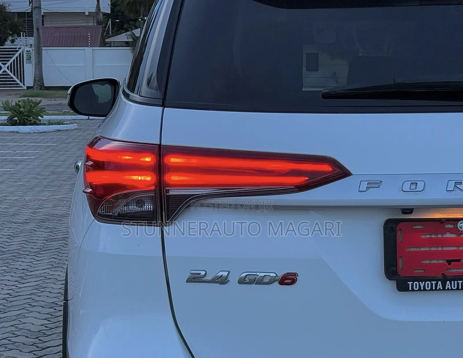 Toyota Fortuner 2022 White
