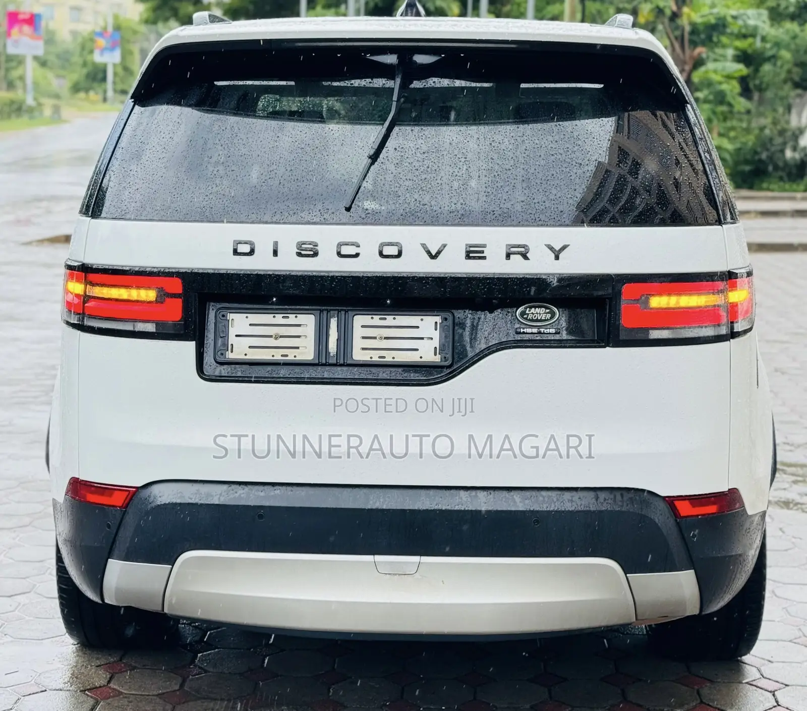 Land Rover Discovery 2018 White