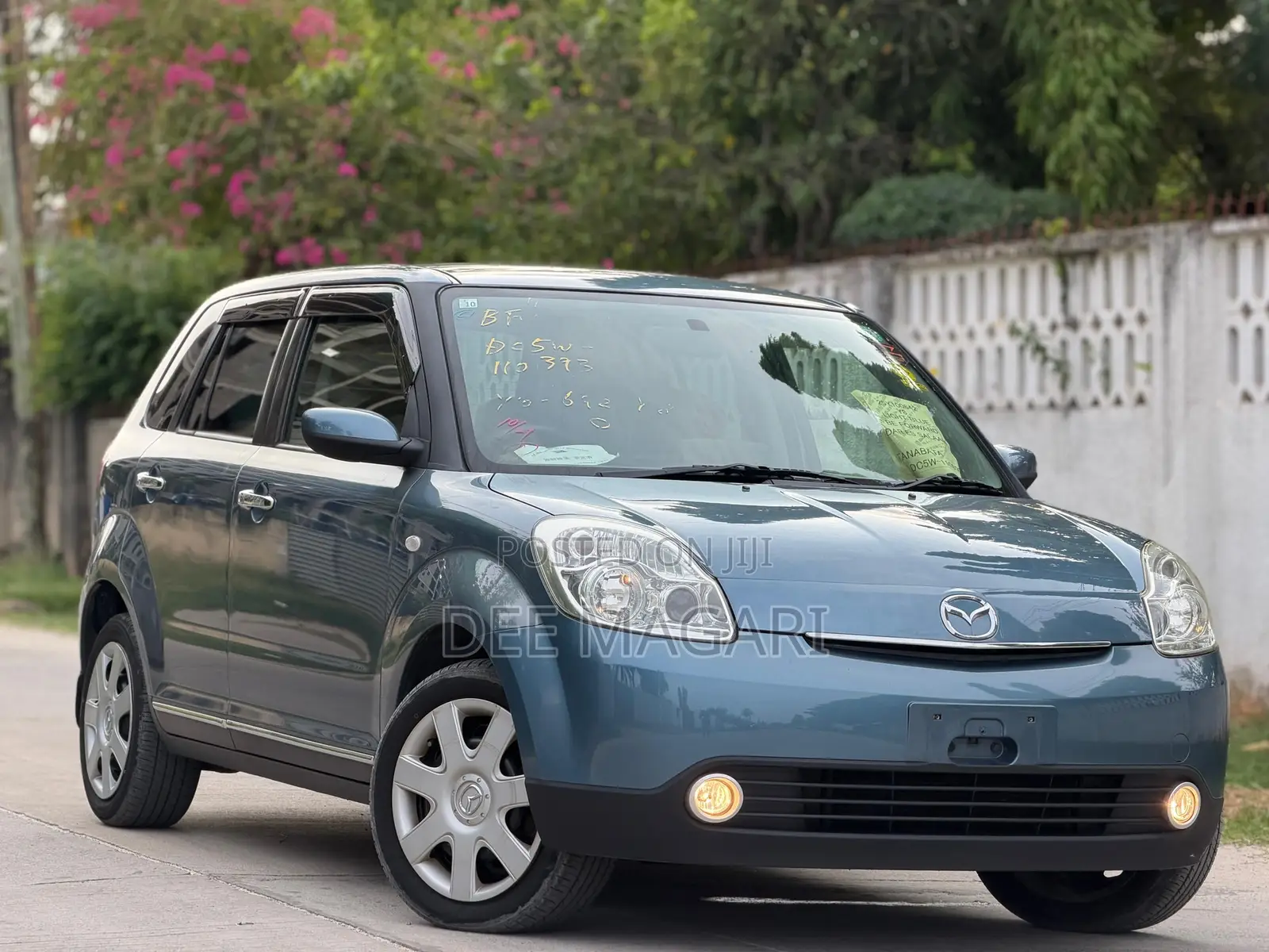 Mazda Verisa 2005 Blue