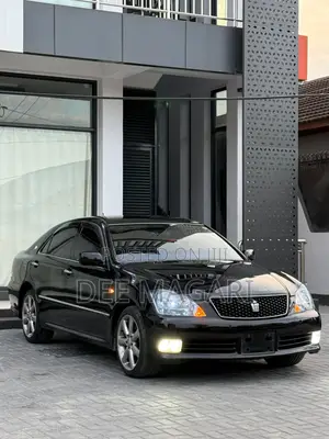 Toyota Crown Royale 2005 Black