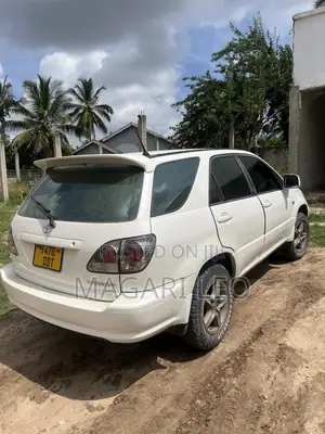 Toyota Harrier 2022 White