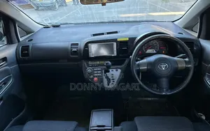 Toyota Wish 2003 Silver