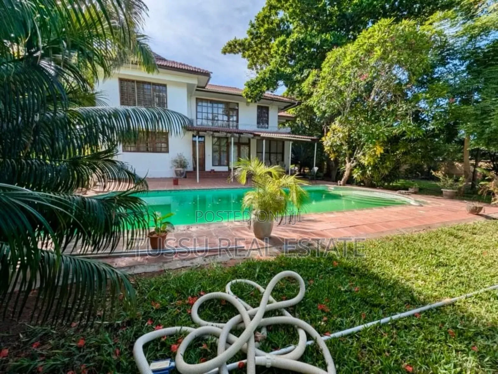 5bdrm House in Oyster Bay, Mbezi Beach for sale