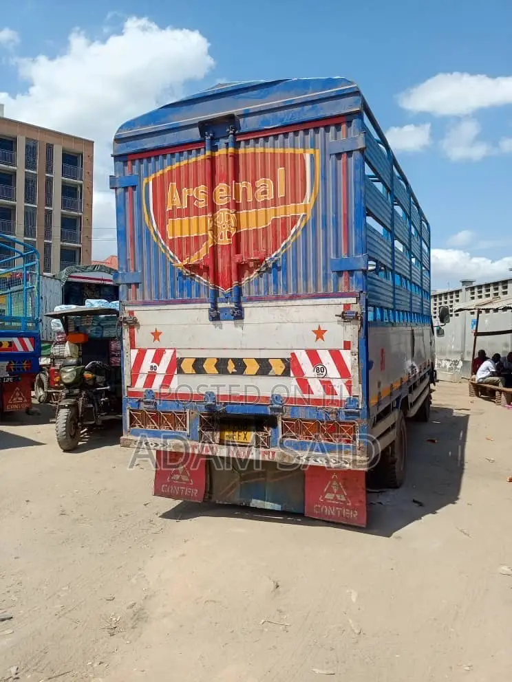 Mitsubishi Canter Inauzwa