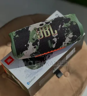 JBL Charge 5