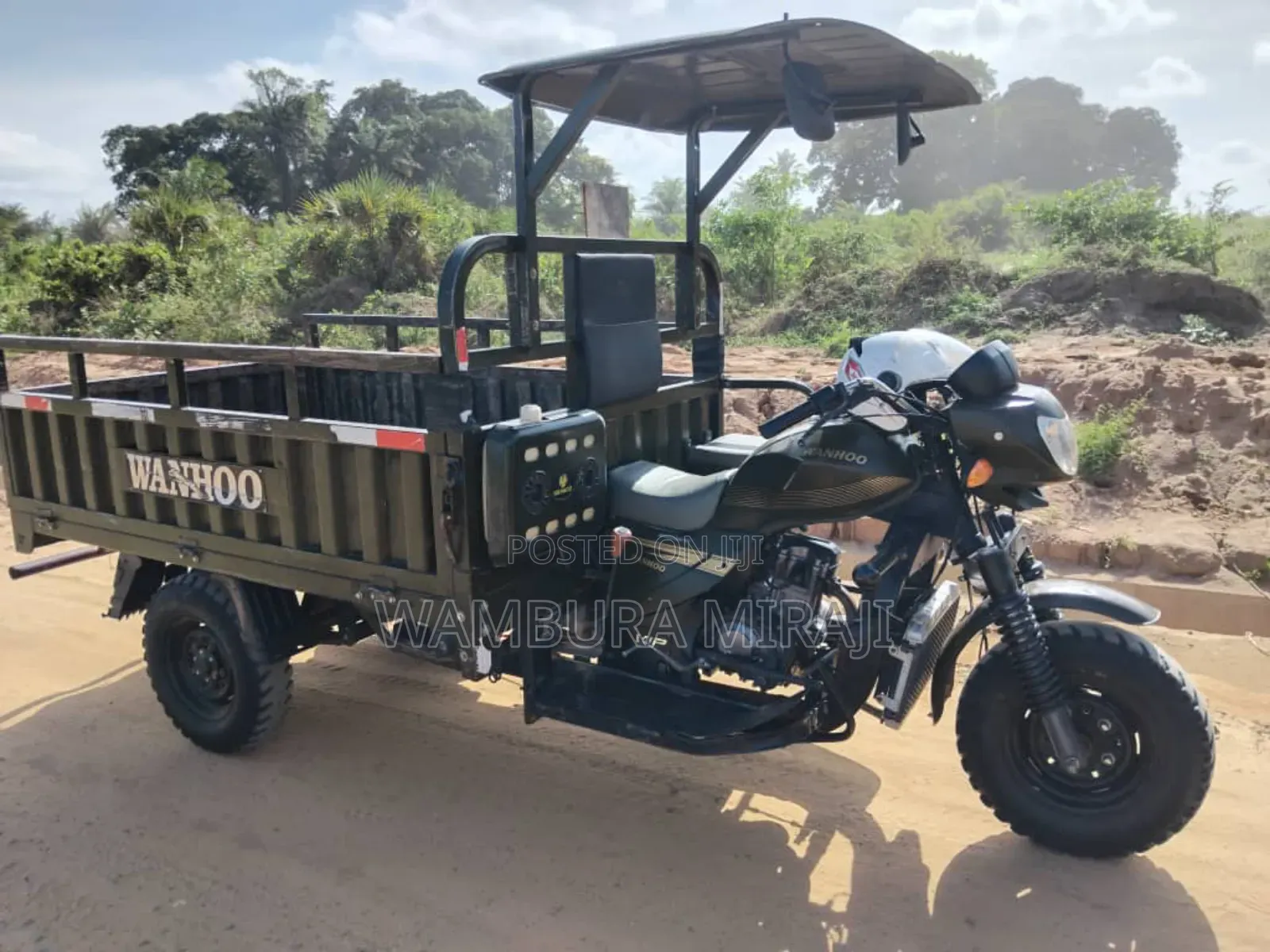 Bajaj Avenger 200 2026 Black