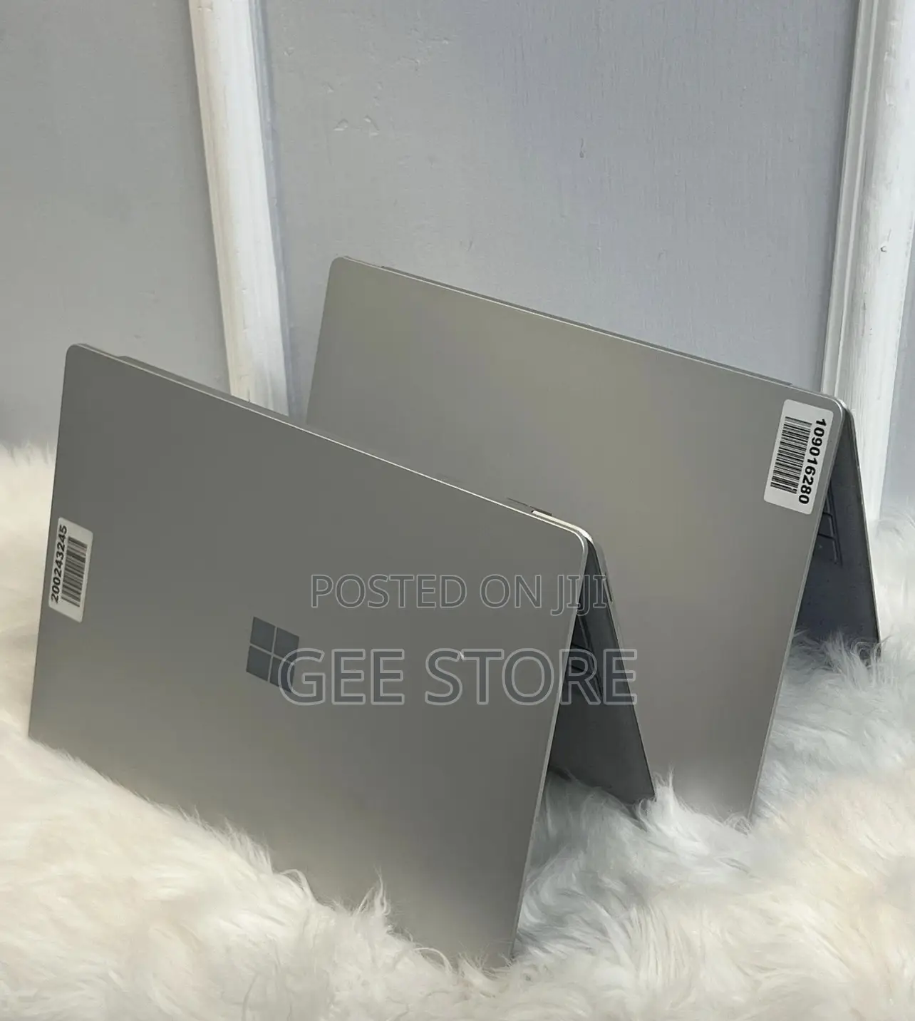 New Laptop Microsoft Surface Laptop 2 8GB Intel Core I7 HDD+SSD 256GB
