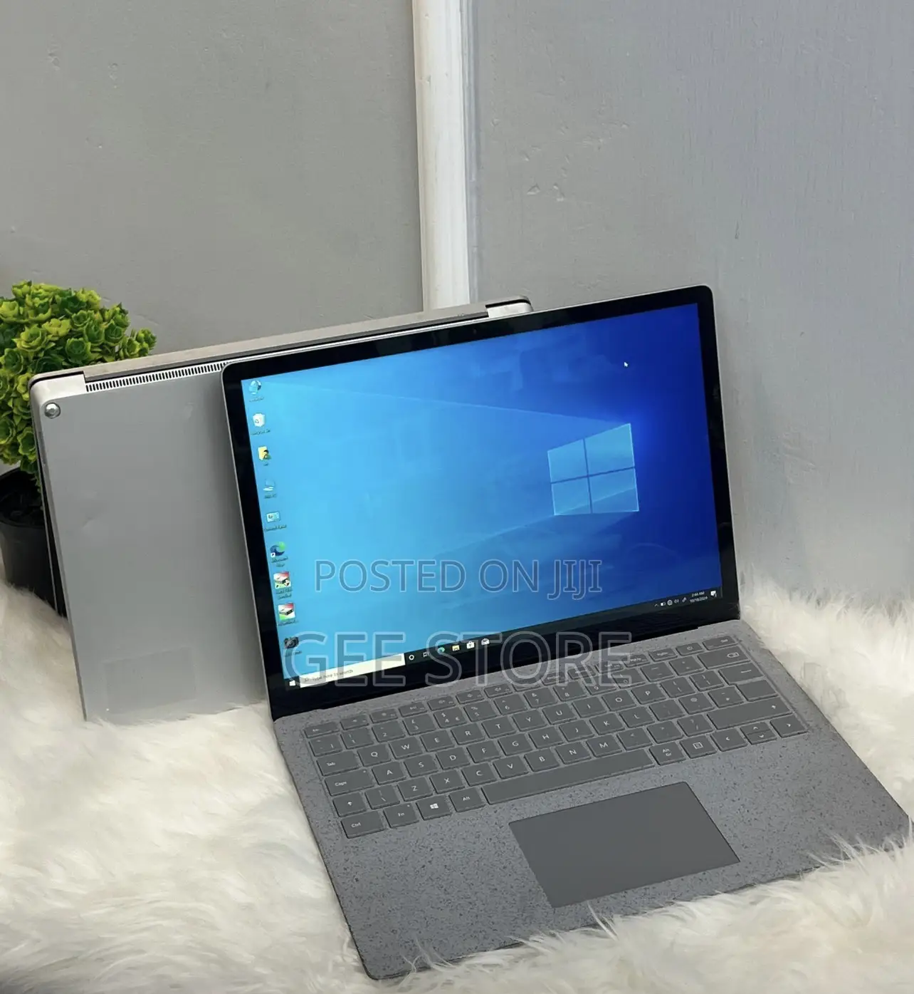 New Laptop Microsoft Surface Laptop 2 8GB Intel Core I7 HDD+SSD 256GB