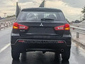 Mitsubishi RVR 2.0 2011 Black