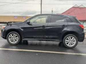 Mitsubishi RVR 2.0 2011 Black