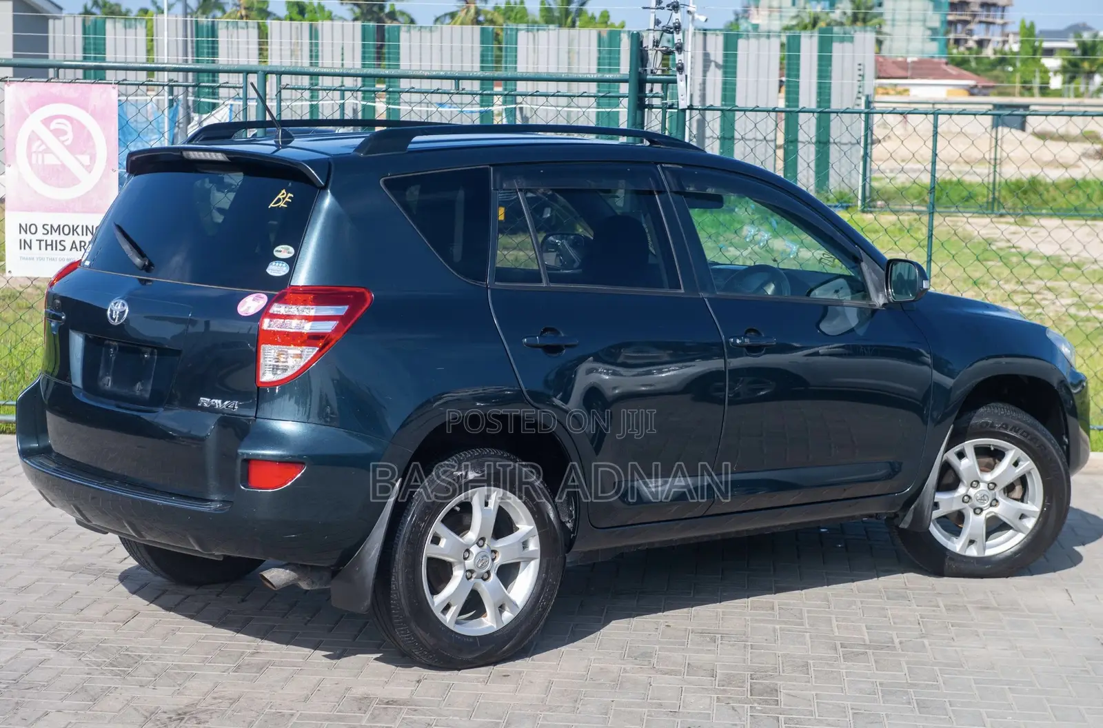 Toyota RAV4 2009 Green