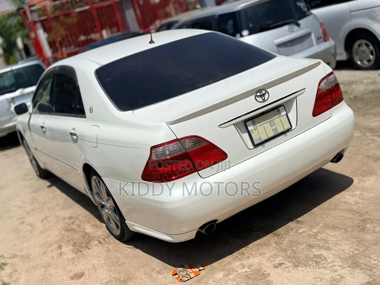 Toyota Crown Royale 2005 White