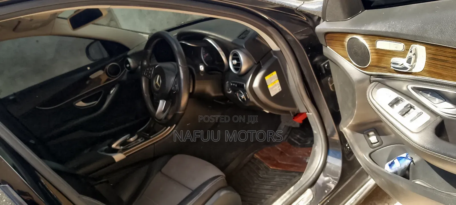 Mercedes-Benz C200 2014 Black