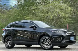Toyota Harrier 2022 Black