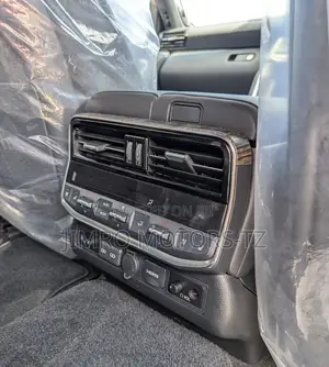 Toyota Land Cruiser 2024 Black