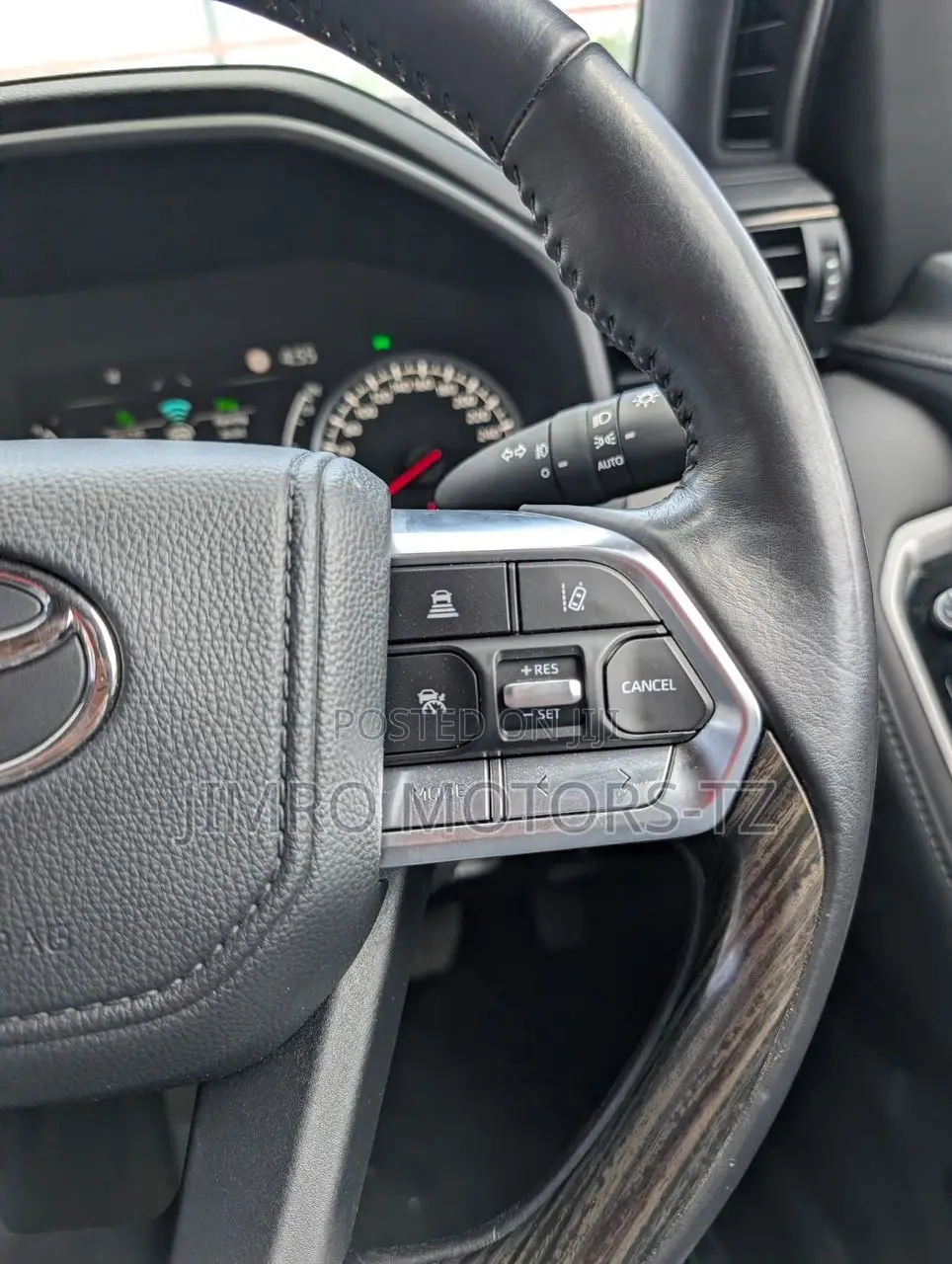Toyota Land Cruiser 2024 Black