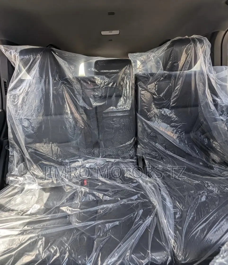 Toyota Land Cruiser 2024 Black