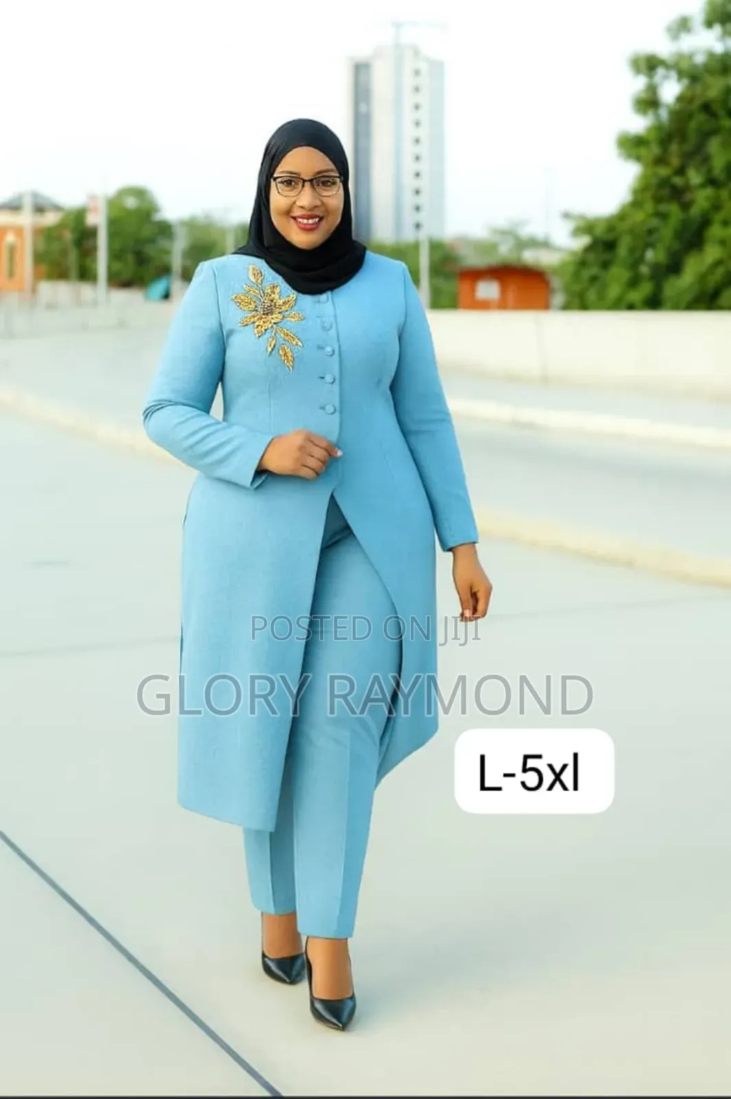 A Quality Officials Suit for Women