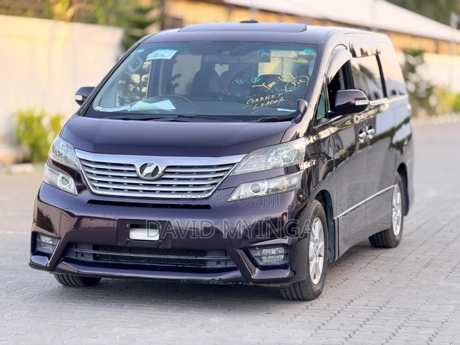 Toyota Vellfire 2010 Burgundy