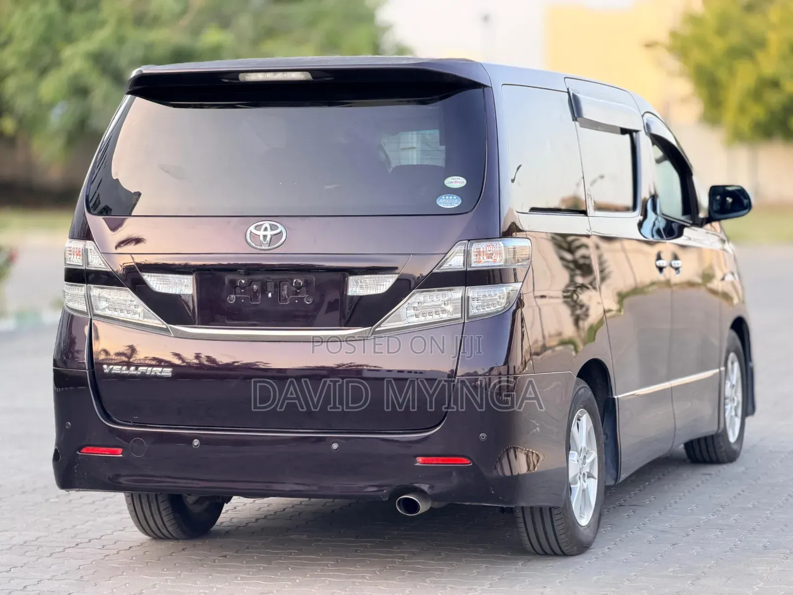 Toyota Vellfire 2010 Burgundy