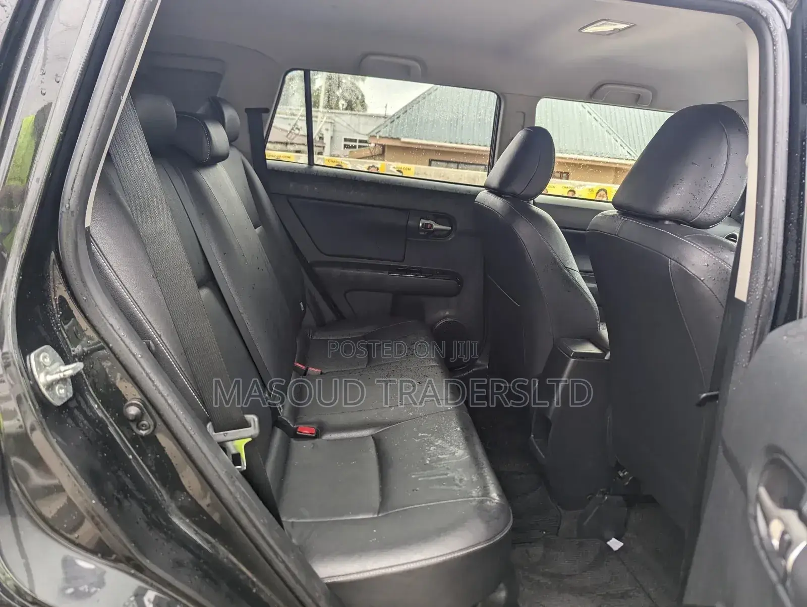 Toyota Corolla Rumion Hatchback 1.8 AWD 2011 Black