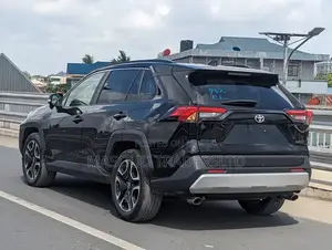 Toyota RAV4 Adventure 2022 Black