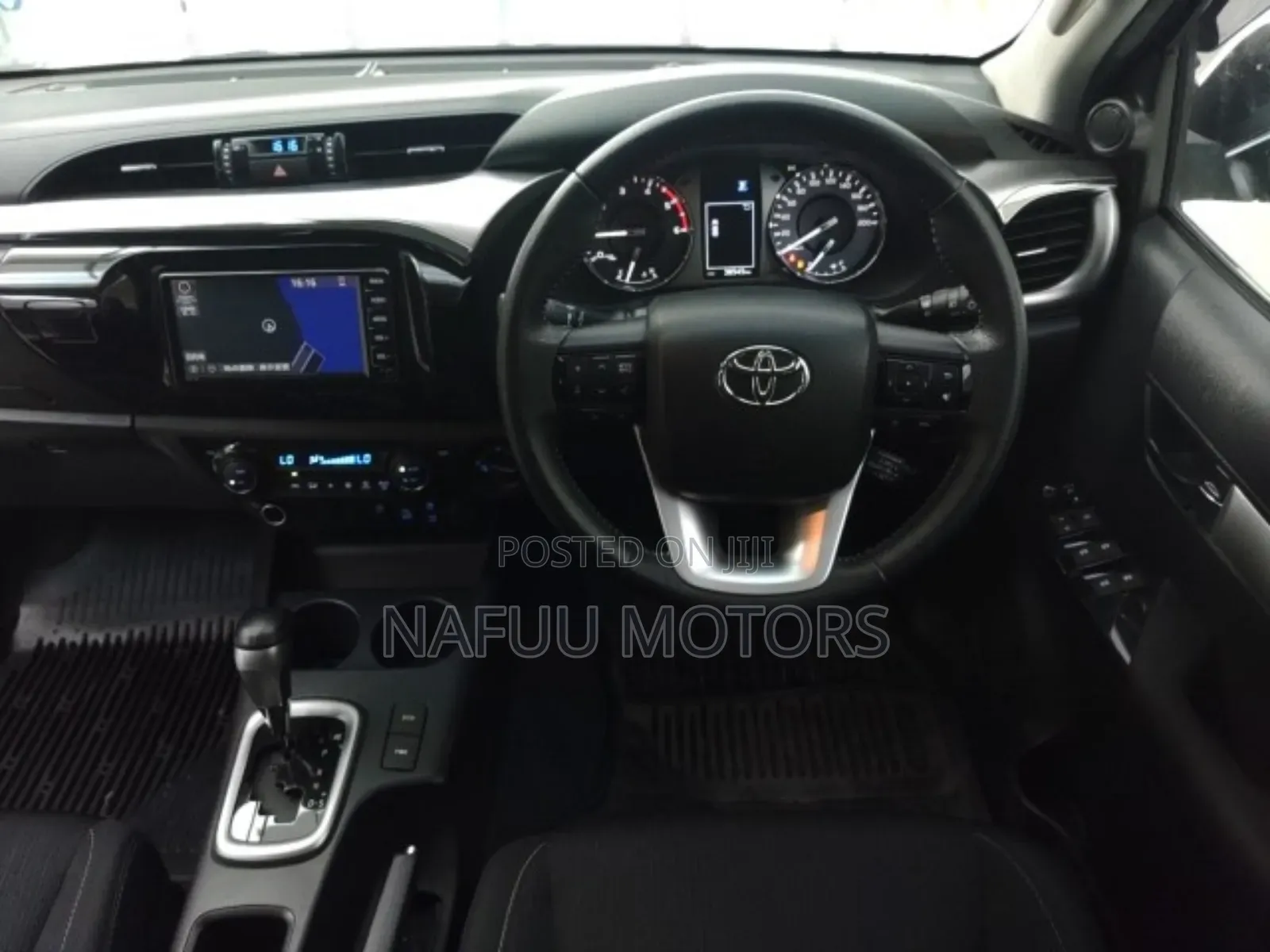 Toyota Hilux 2022 Gray
