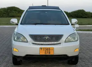 Toyota Harrier 2006 White
