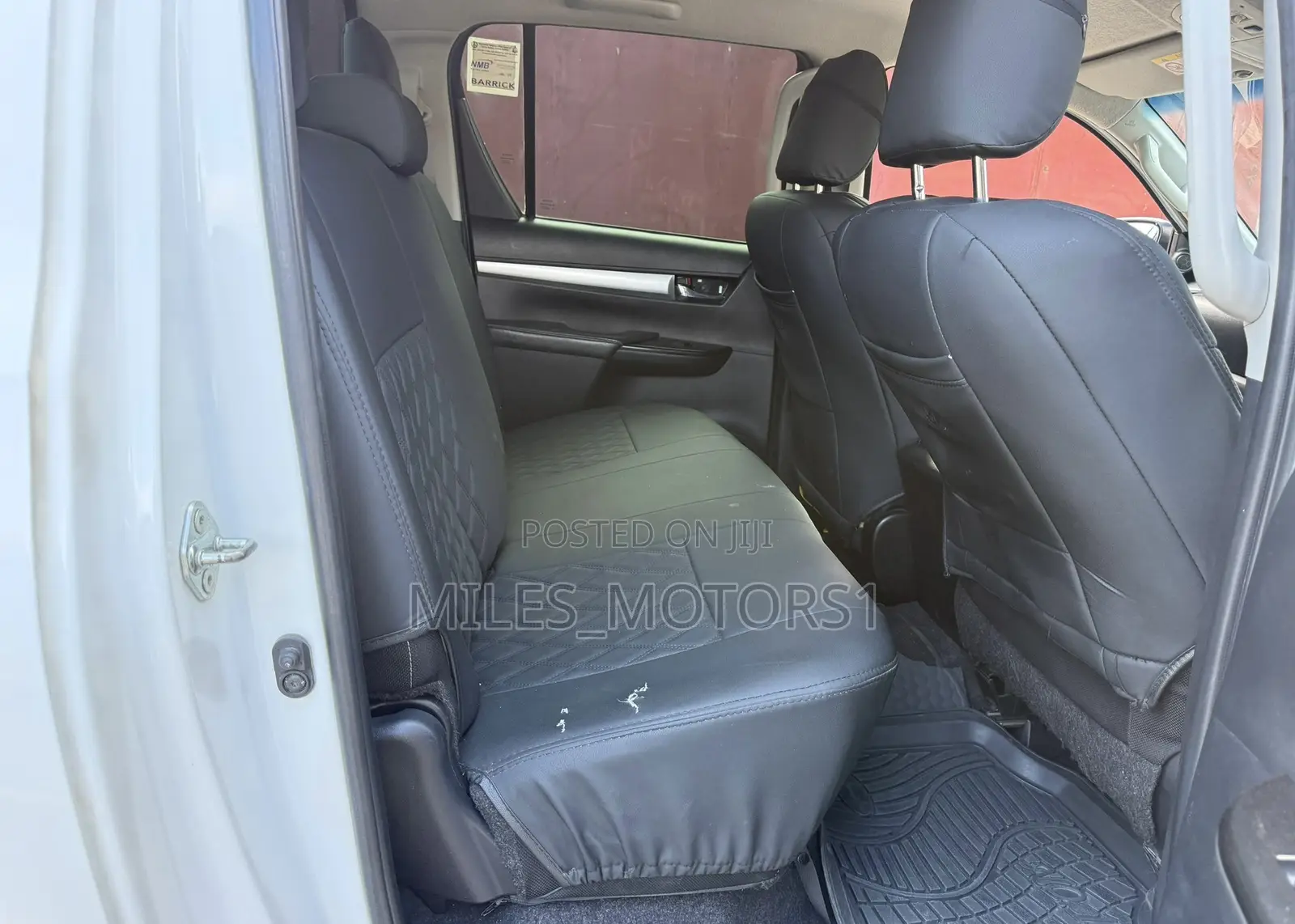 Toyota Hilux 2021 White