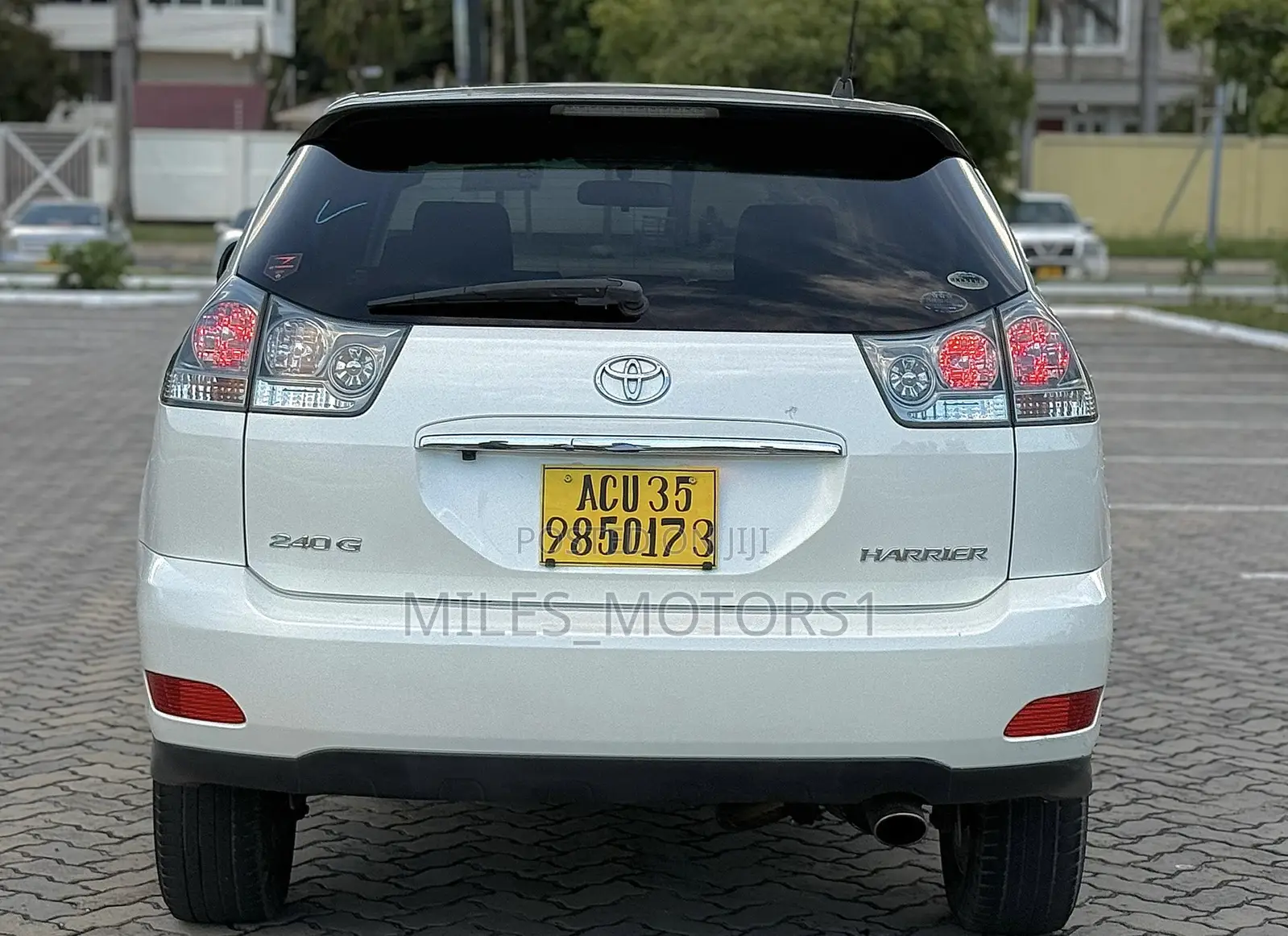Toyota Harrier 2007 White