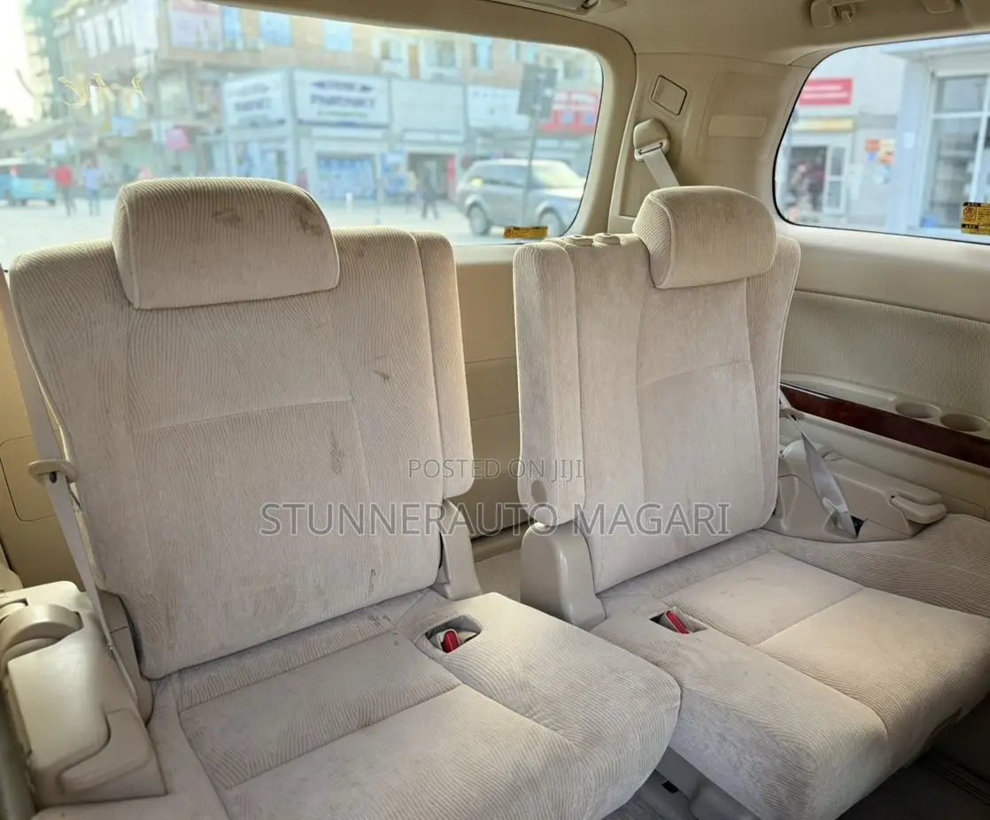 Toyota Vellfire 2011 Black
